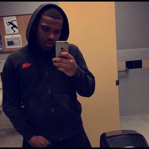 Meet your Posher, Aaron